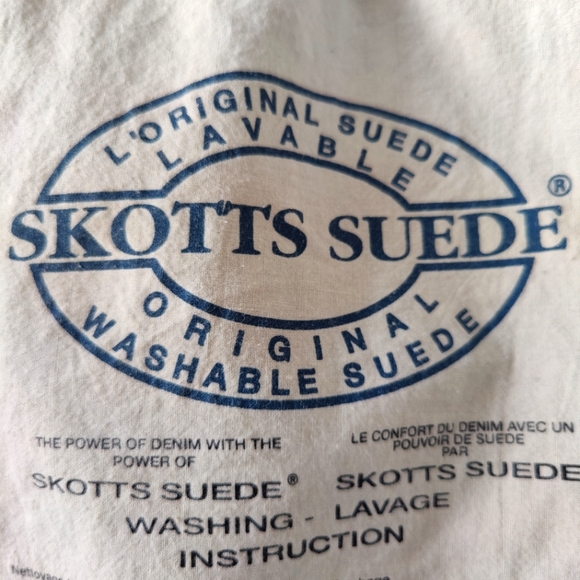 Suede black 🖤 mini skirt • Skotts Suede (washable 🥰) | Size 11 - Picture 8 of 16